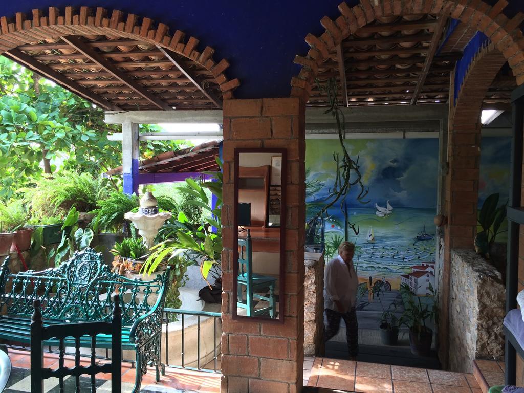 Hotel Mayflower Puerto Escondido (Oaxaca) Exterior photo