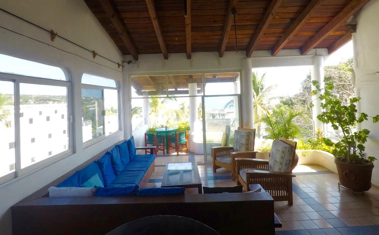 Hotel Mayflower Puerto Escondido (Oaxaca) Exterior photo