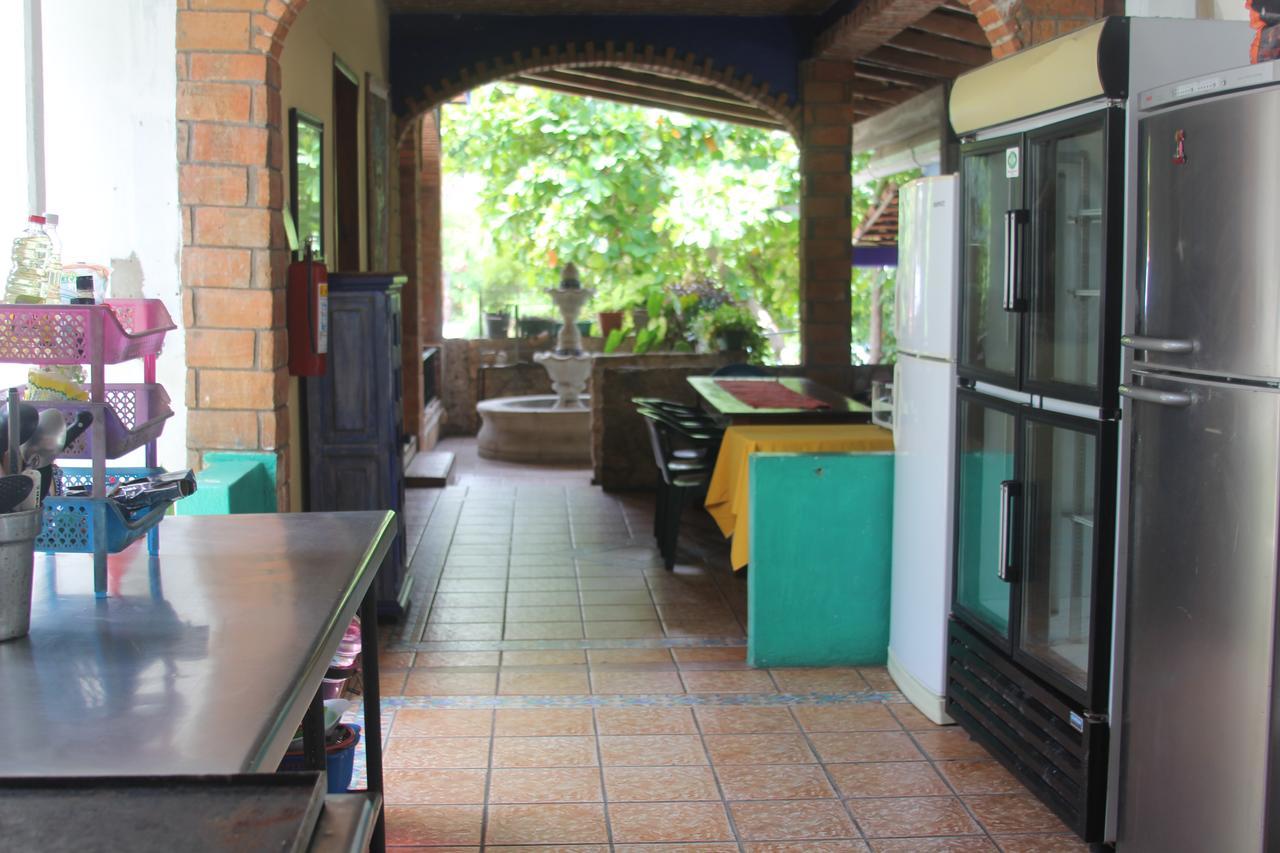 Hotel Mayflower Puerto Escondido (Oaxaca) Exterior photo
